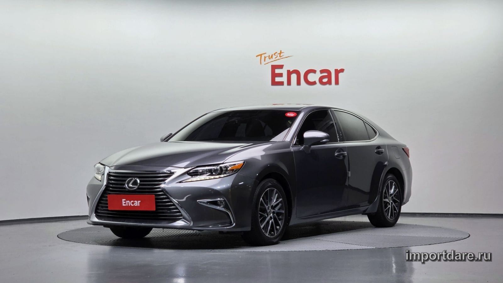 Lexus Es350 спереди