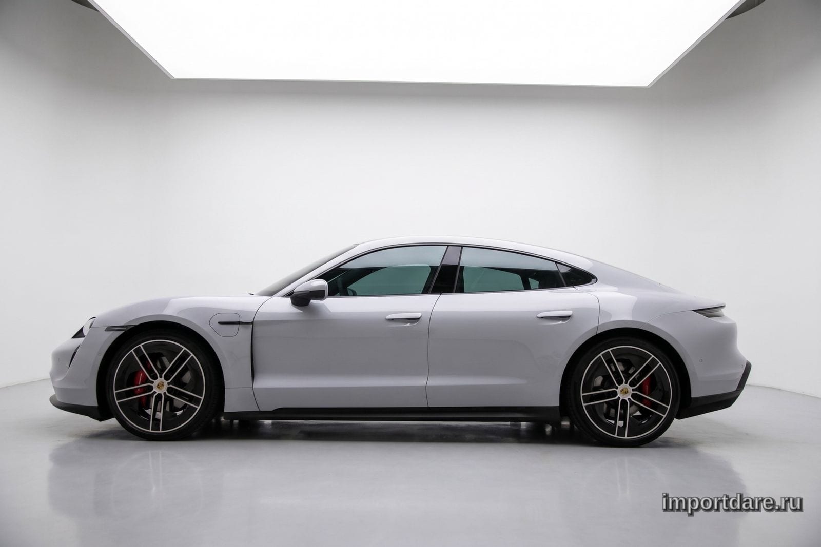 Porsche Taycan 2025