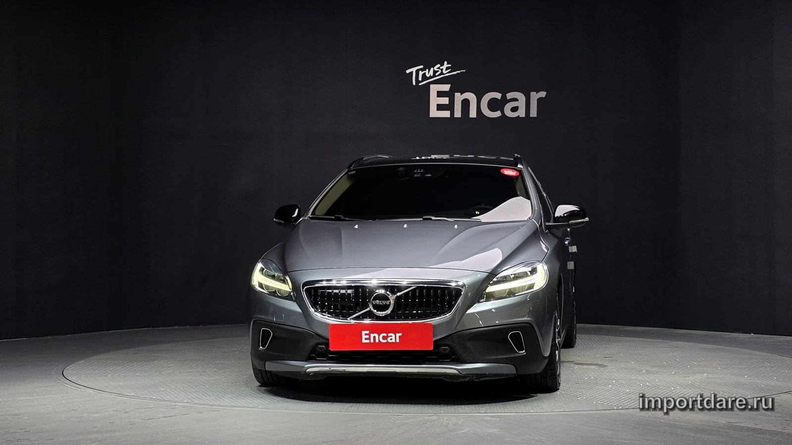 Volvo V40 Cross Country сбоку