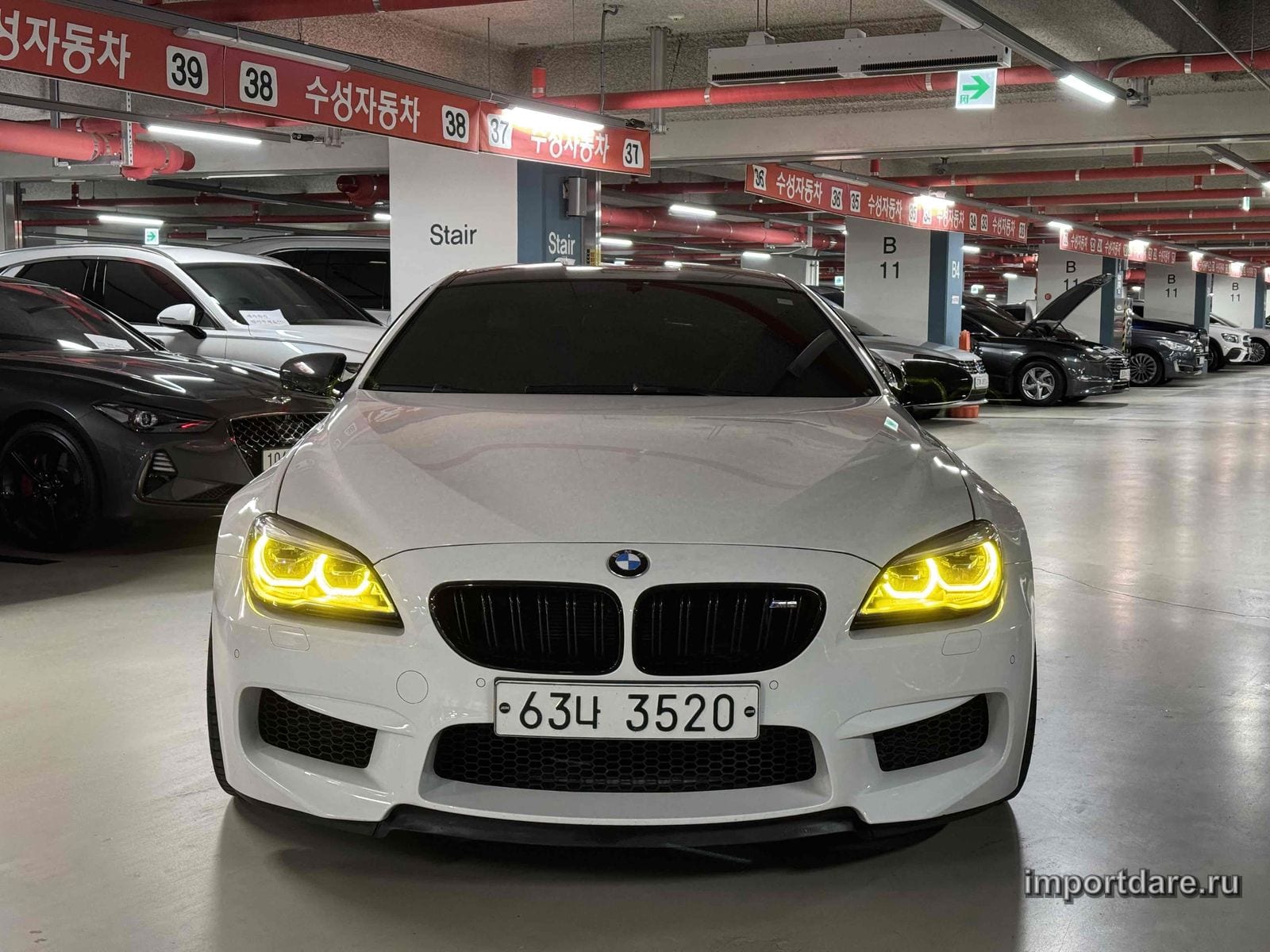 BMW M6 сбоку