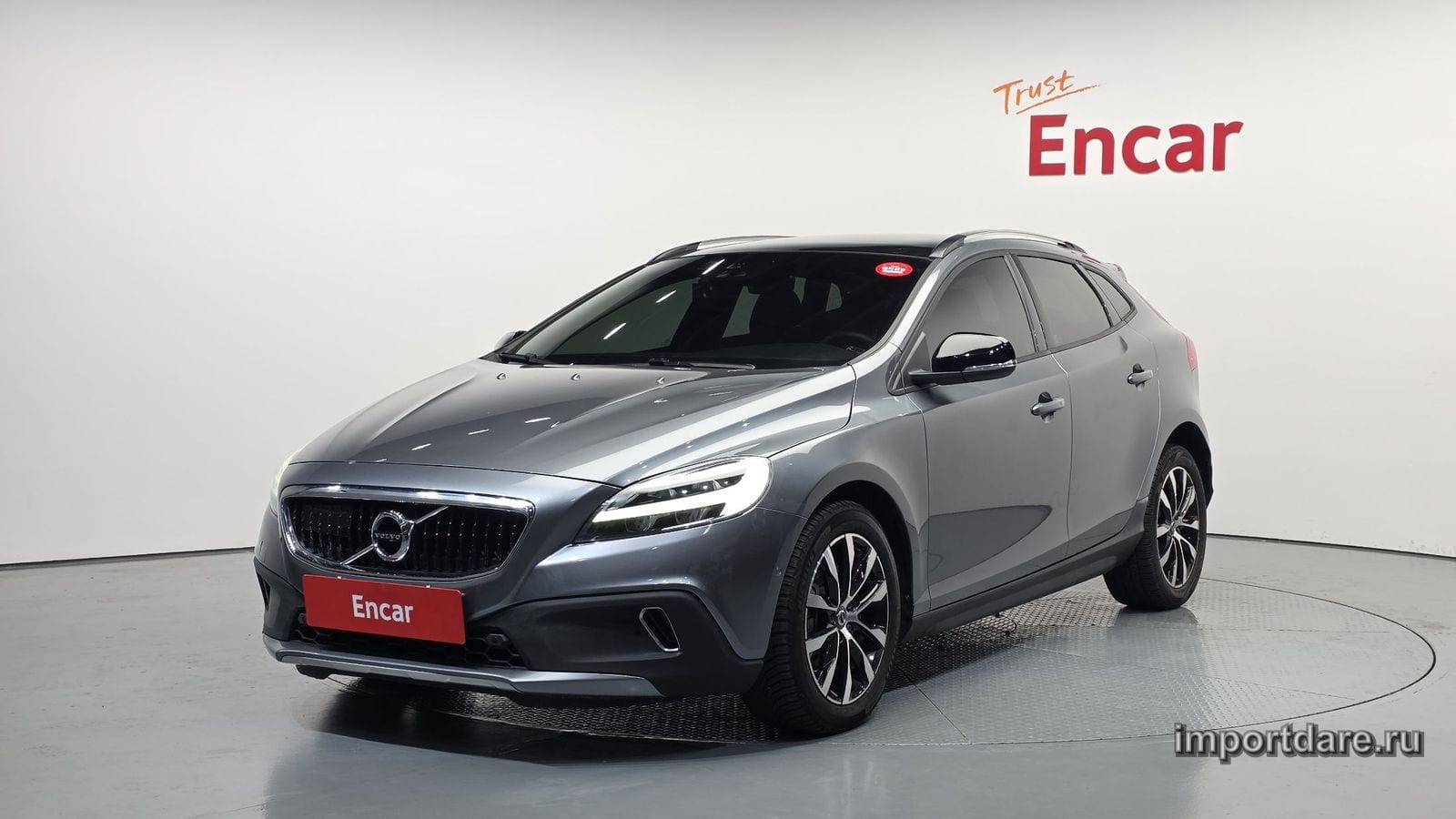 VOLVO V40 CROSS COUNTRY 2019 — 85 307 км, Корея — под ключ — фото 1