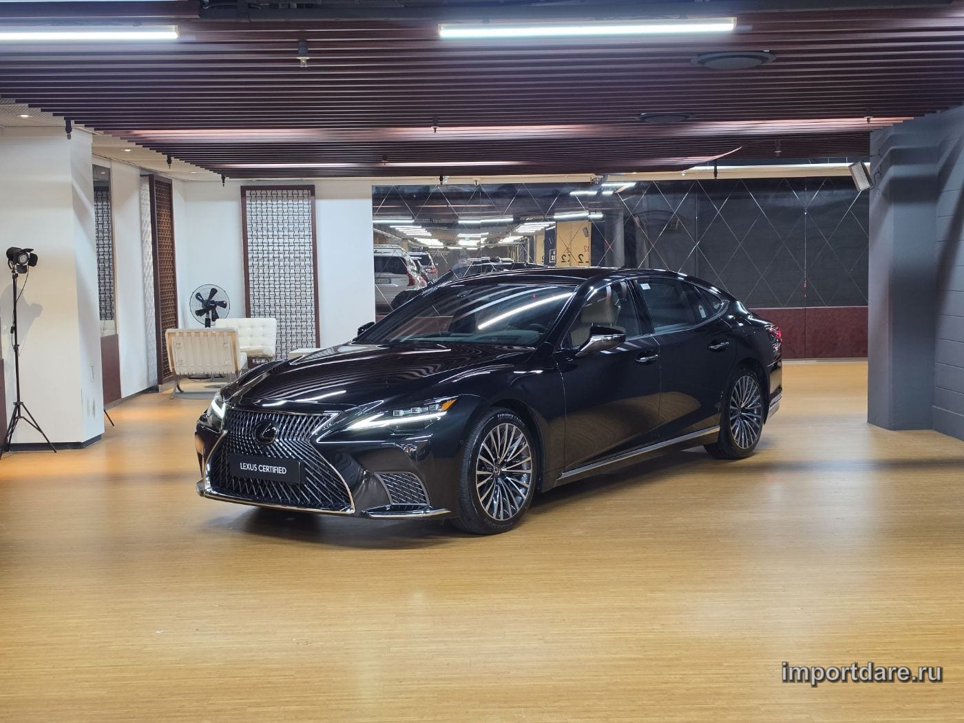 Lexus Ls500 спереди
