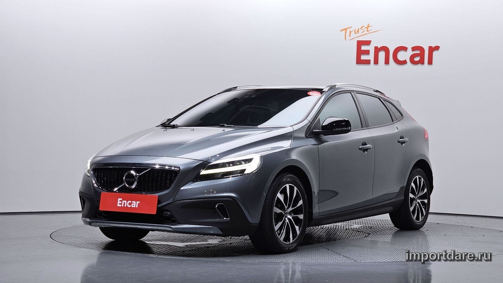 VOLVO V40 CROSS COUNTRY 2019 — 91 200 км, Корея — под ключ — фото 1