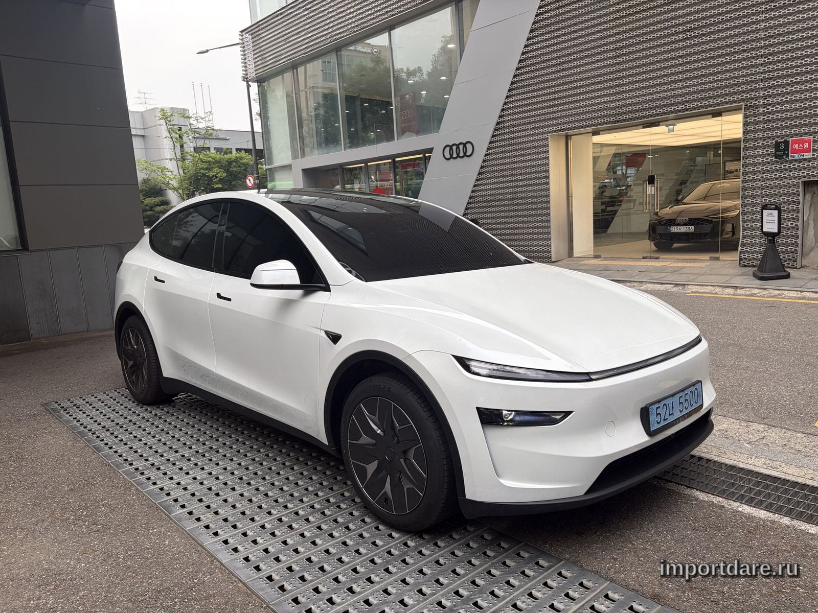 Tesla Model Y 2026