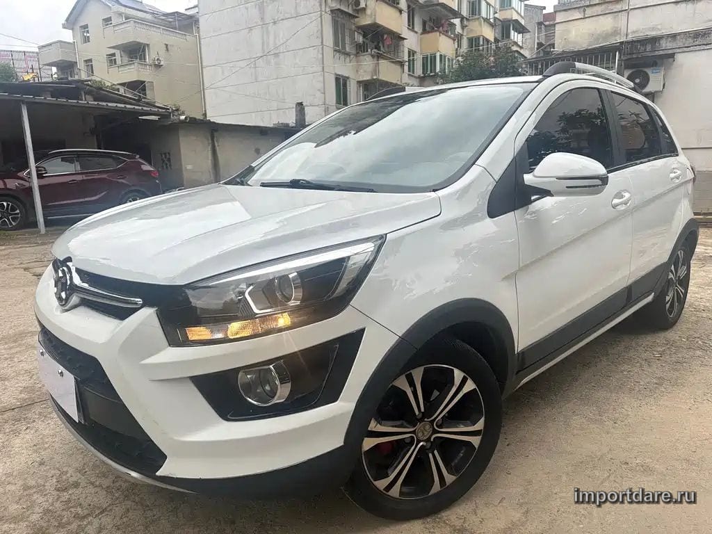 BAIC SENOVA X25 2019 — 46 000 км, белый, Китай — под ключ — фото 1