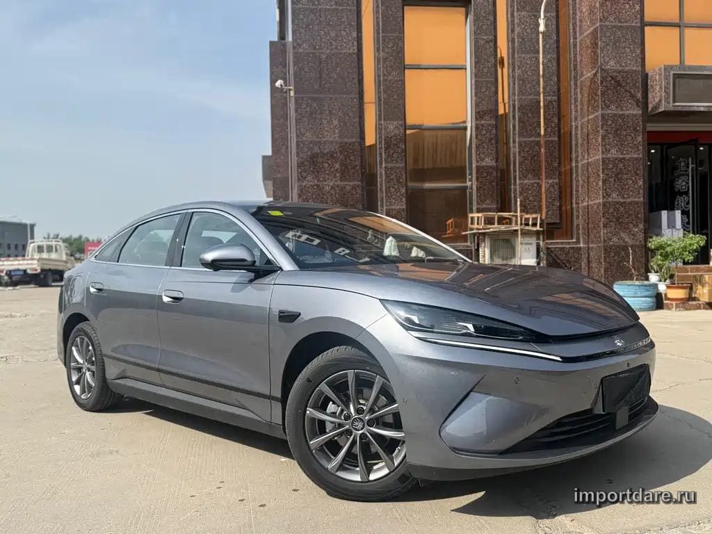 Byd Qin L интерьер