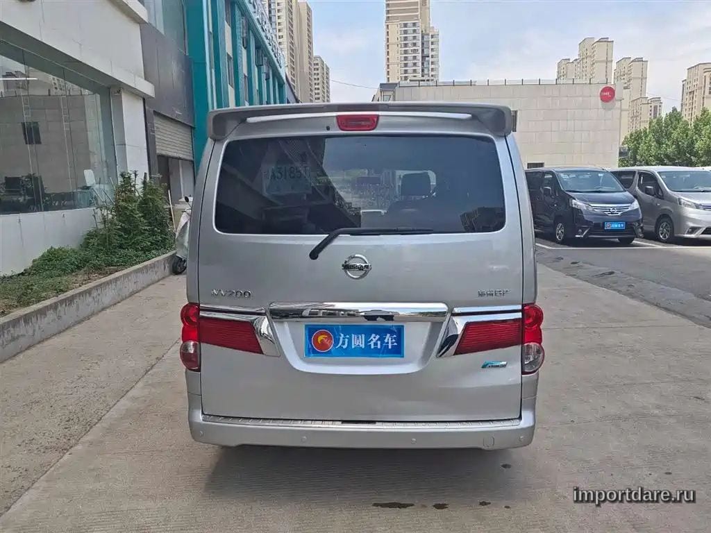 NISSAN NV200 2019 — 56 000 км, серебристый, Китай — под ключ — фото 4