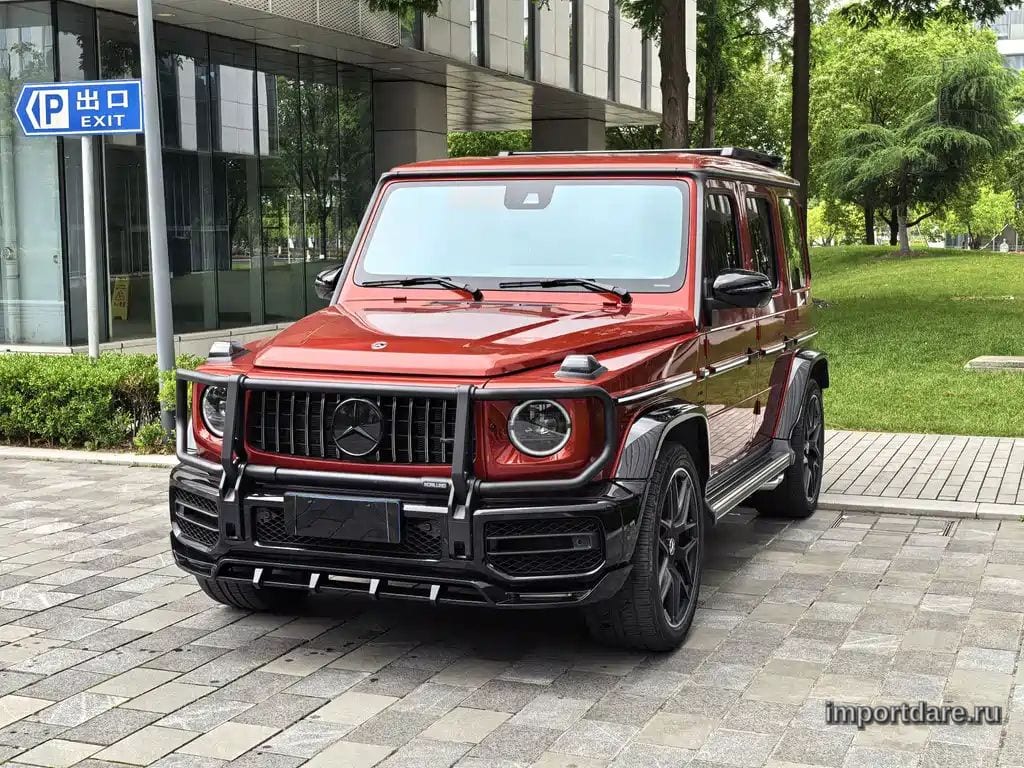 MERCEDES-BENZ G-CLASS AMG 2023 — 10 000 км, пурпурный, Китай — под ключ — фото 1