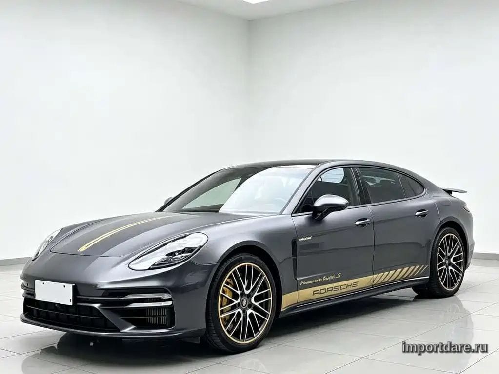 Porsche Panamera New Energy сзади