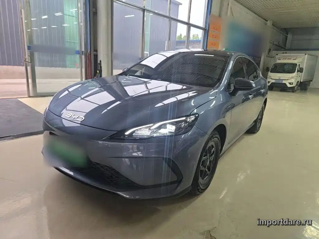 Byd Seal 05 Dm-I сбоку