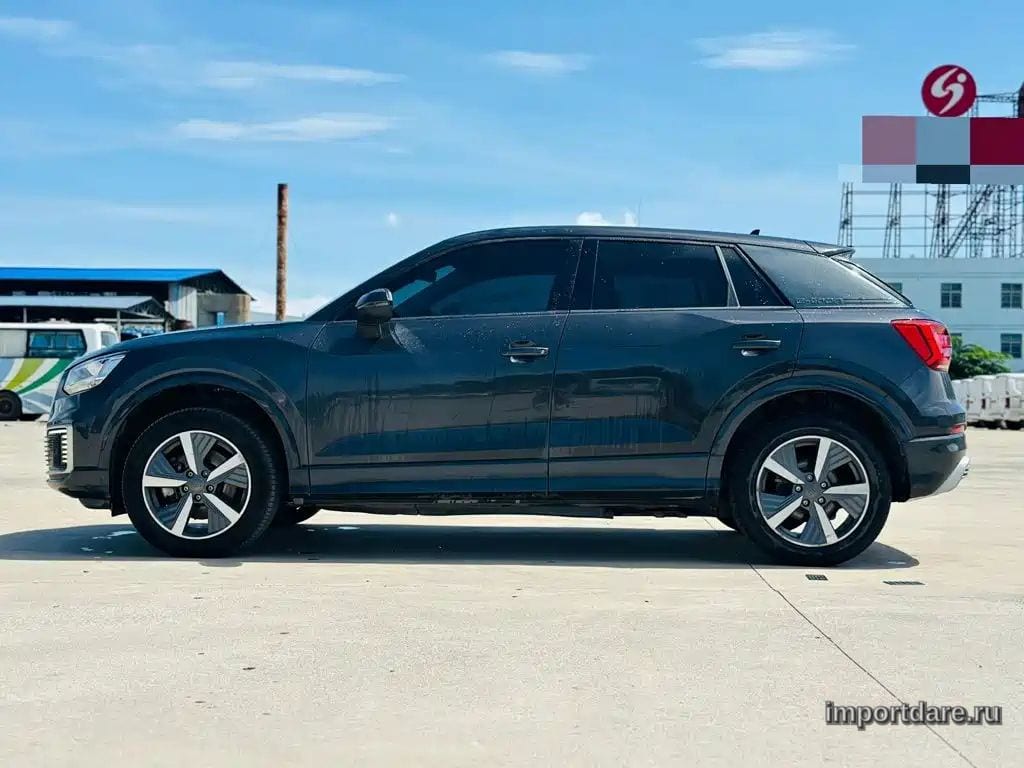 AUDI Q2L E-TRON 2021 — 64 000 км, зелёный, Китай — под ключ — фото 4