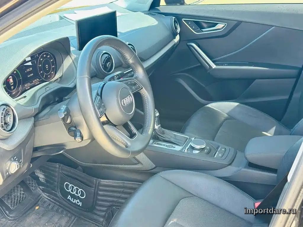 AUDI Q2L E-TRON 2021 — 64 000 км, зелёный, Китай — под ключ — фото 9
