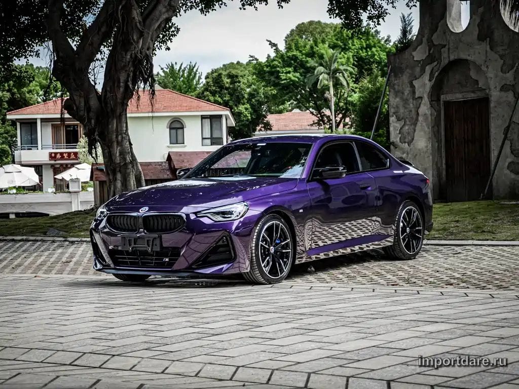 BMW M240i спереди