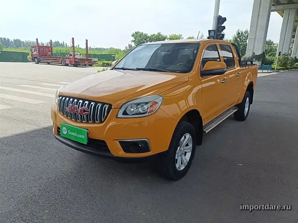 JAC MOTORS T6 2023 — 48 099 км, жёлто-оранжевый, Китай — под ключ — фото 1