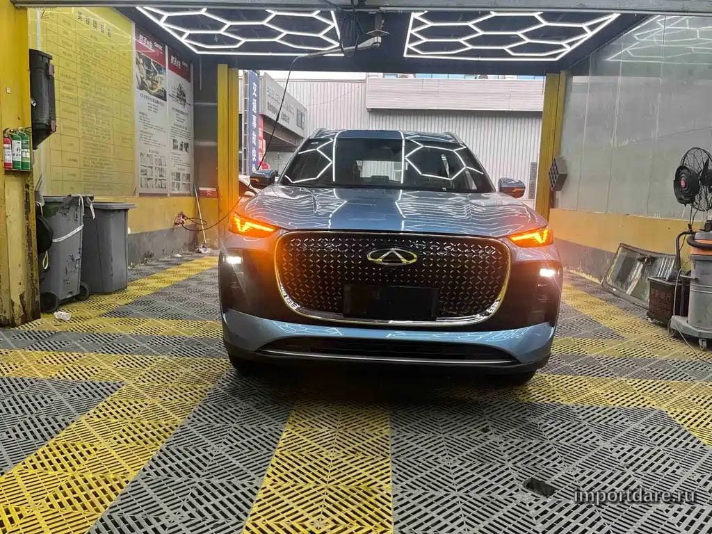 Chery Tiggo 8 Plus сбоку