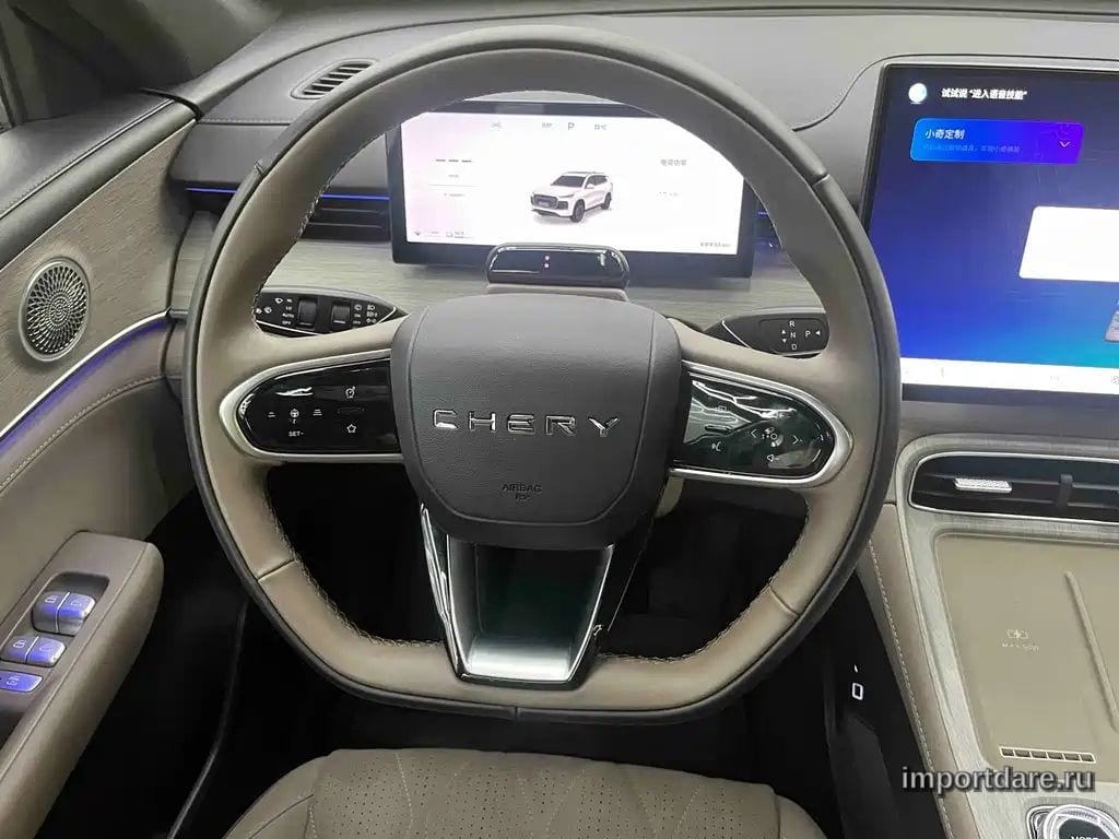 Chery Tiggo 8 Plus сзади