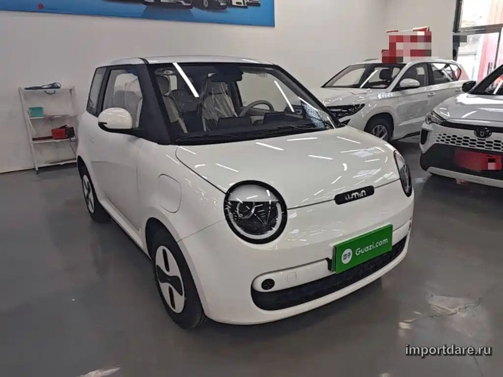 Changan Lumin сзади