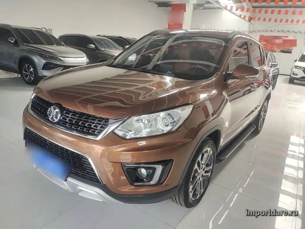 BAIC SENOVA X35 2018 — 78 100 км, коричневый-champagne, Китай — под ключ — фото 1