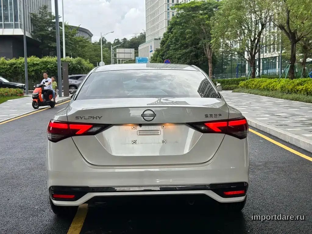 NISSAN SYLPHY 2025 — 8 000 км, белый, Китай — под ключ — фото 8