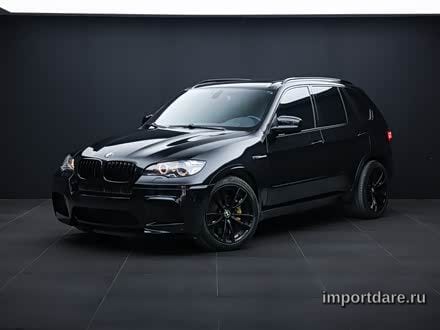BMW X5 M сзади