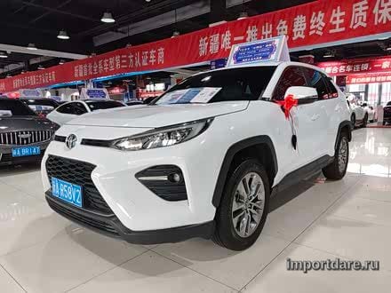 Toyota Wildlander спереди