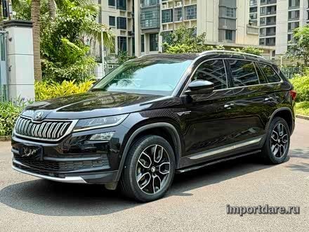 Skoda Kodiaq спереди