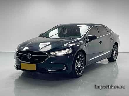 Buick Lacrosse сзади