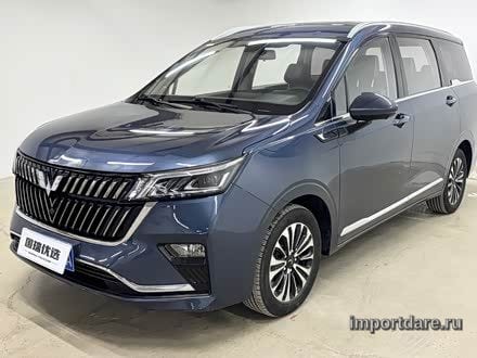 Wuling Jiachen сбоку