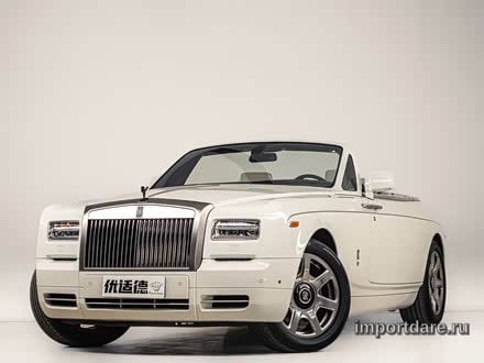 Rolls-Royce Phantom сбоку