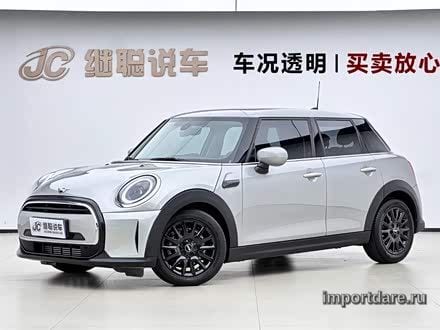 MINI ONE 2023