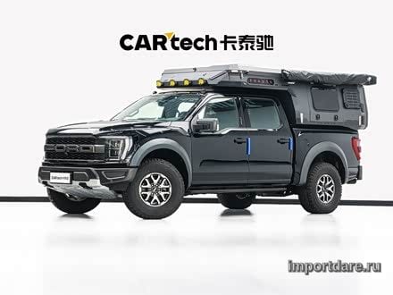 Ford F-150 Raptor спереди