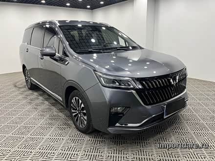 Wuling Jiachen спереди