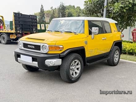 Toyota Fj сзади