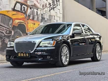 CHRYSLER 300C 2013 — 99 000 км, Китай — под ключ — фото 1