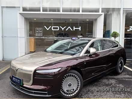 Voyah Passion L сбоку