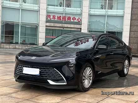 Buick Lacrosse спереди
