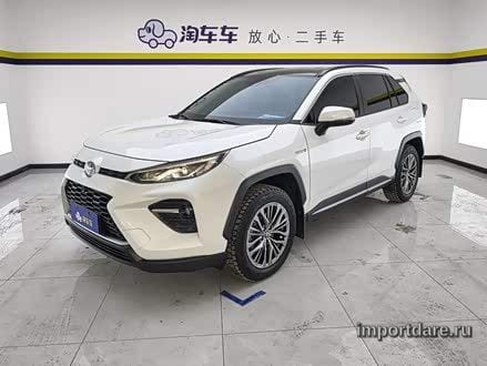 Toyota Wildlander сбоку