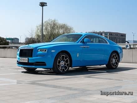 Rolls-Royce Wraith сбоку