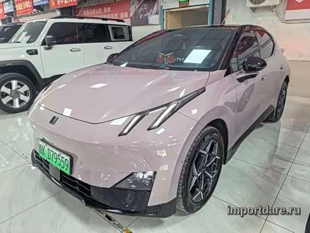 Lynk & Co Z20 интерьер