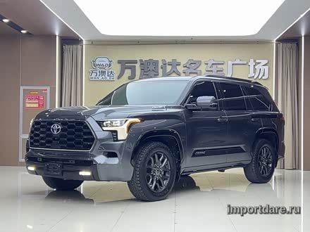 Toyota Sequoia интерьер