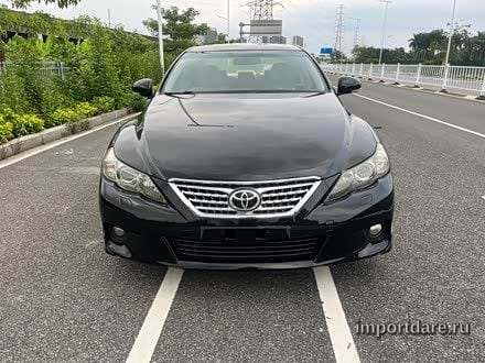 Toyota Reiz 2013