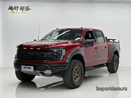 Ford F-150 Raptor сзади