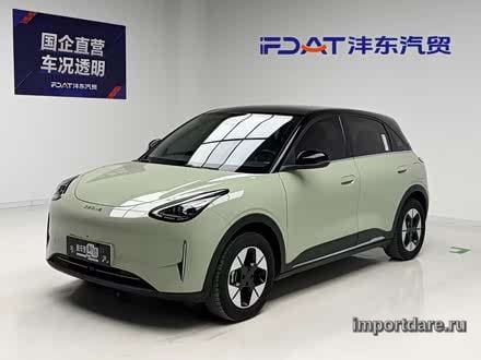 Geely Xingyuan сзади