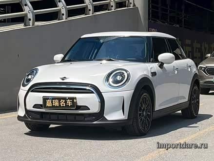 MINI ONE 2023