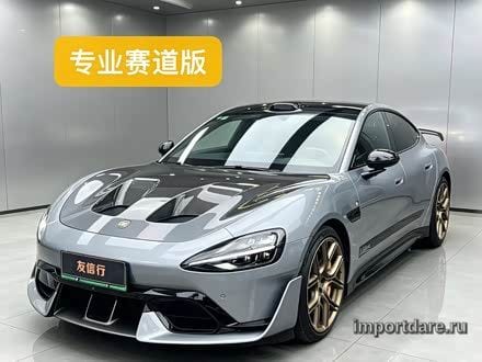 Xiaomi SU7 Ultra 2025