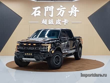 Ford F-150 Raptor сбоку