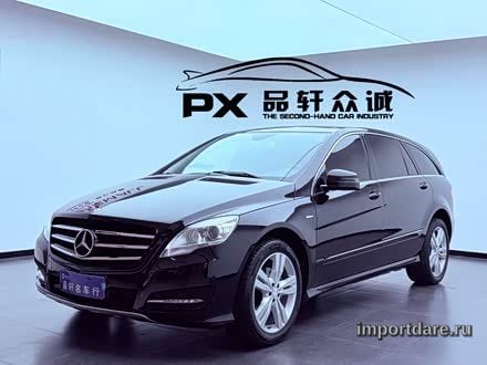 Mercedes-Benz R-Class спереди