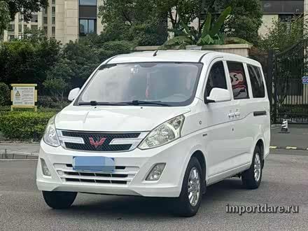 Wuling Rongguang V 2016