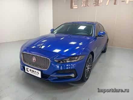Jaguar Xel сзади