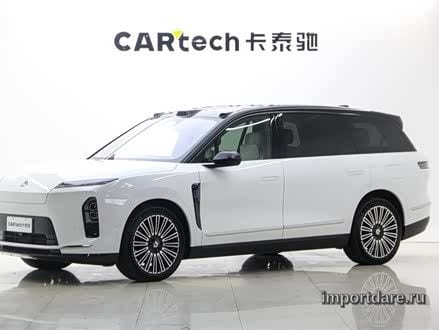 Nio Es8 сбоку